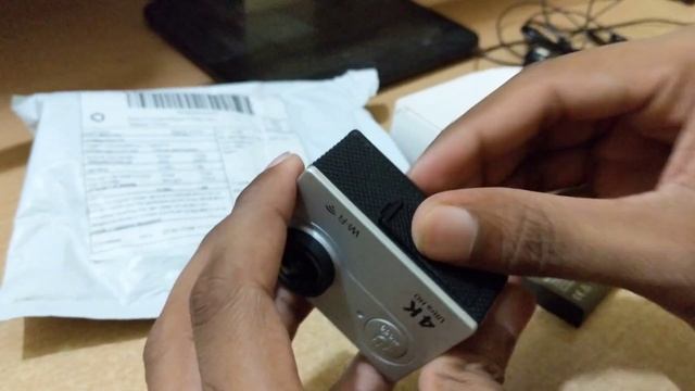 Unboxing Eken H9 Action Camara Battery with Dual Charger смотреть онлайн