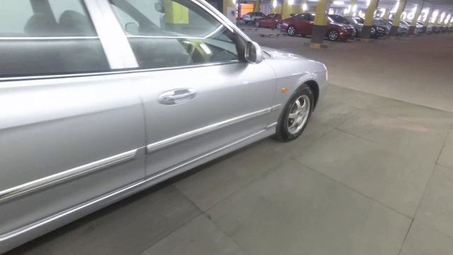Kia Magentis I 2.0 MT (136 л.с.) 2001
