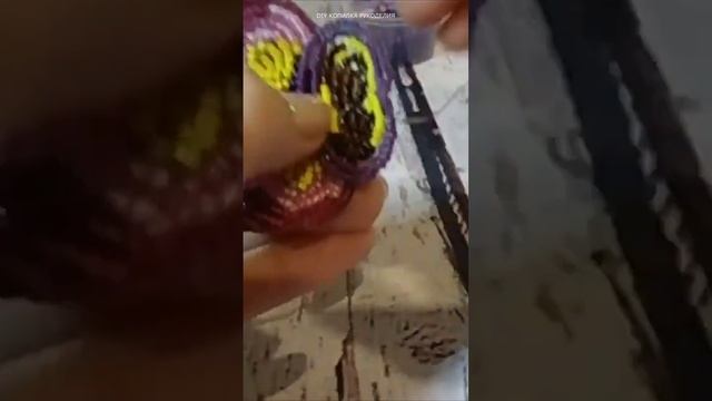 цветы из бисера. #diyкопилкарукоделия #бисероплетение #своимируками смотреть онлайн