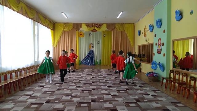 МДОАУ "Детский сад N63 г.Орска" Русский танец "Топотуха" в детском саду смотреть онлайн