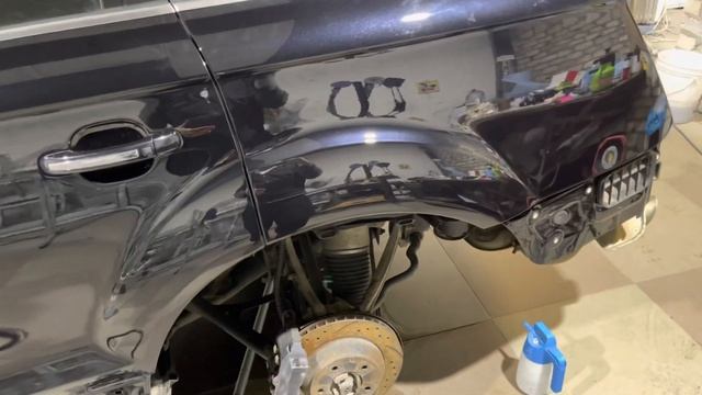 Audi Q7 перекрас. Косяк колориста. Сборка. Сумма ремонта. смотреть онлайн