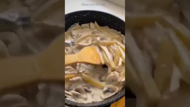 #Жульен в слоёном тесте ?? #второеблюдо #выпечка #shorts #shortvideo #рецепты #запеканка #приготовь смотреть онлайн