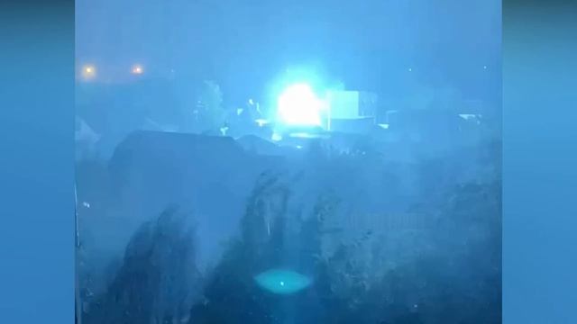 Замыкания в распределительной сети во время грозы смотреть онлайн