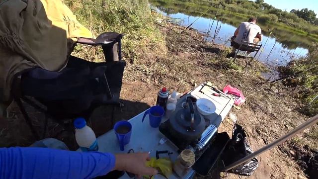 Таких КАРАСЕЙ мы ещё не ловили! Рыбалка на знаменитом канале. смотреть онлайн