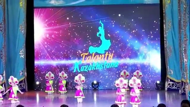 Танец Калинка Хореографическая группа la vita смотреть онлайн