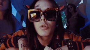 Еду в магазин Гуччи в Санкт Петербурге книги