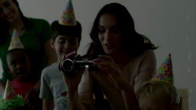 Видеокамера Sony Handycam смотреть онлайн