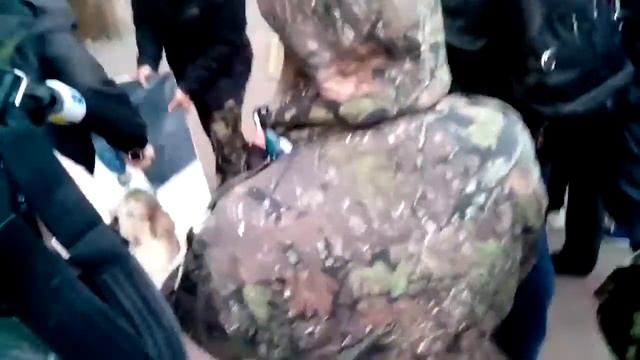 Жгут и уничтожают Ленина смотреть онлайн