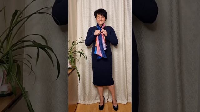 Дополним платье, шелковым платком✅️ смотреть онлайн