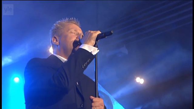 Olli Lindholm  - Rakkaus On Lumivalkoinen