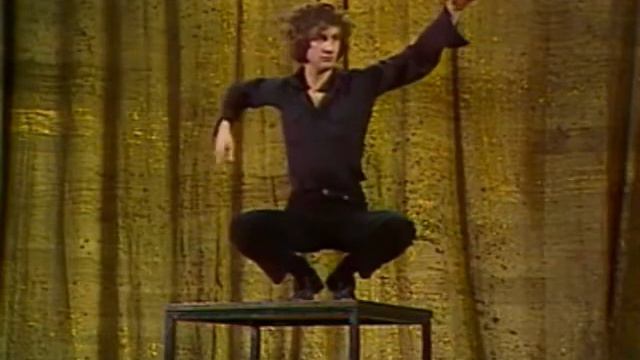 22 января родился Леонид Ярмольник. Пантомимы. Вокруг смеха. смотреть онлайн