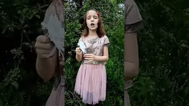 Будникова Валерия читает стихотворение А.С. Пушкина «Цветок» смотреть онлайн