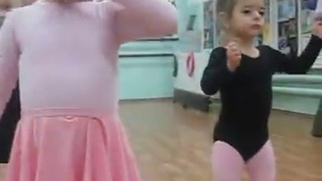 уроки танцы в 9-ой гимназии смотреть онлайн