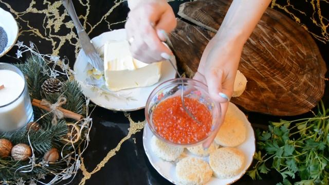 СВЯТКОВІ БУТЕРБРОДИ З ІКРОЮ ? смотреть онлайн