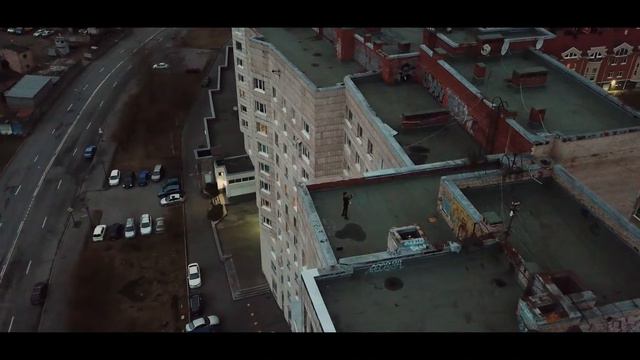 Скрипач(ка) на крыше