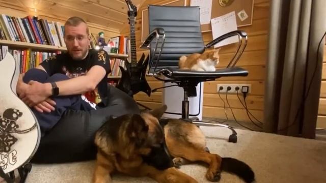 Уроки игры на гитаре. Отзыв о преподавателе Лео Фомин рок музыкант, группа Харизма смотреть онлайн