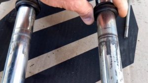 Разборка передней вилки Stels  Navigator 700