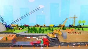 Ремонтируем железную дорогу набор игрушек