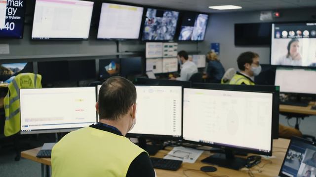 Nuclear Fusion: The Secret to CHEAP and LIMITLESS Clean Energy?! смотреть онлайн