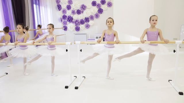 Школа балета в Самаре ул. Врубеля,15/ Ballet school in Samara смотреть онлайн
