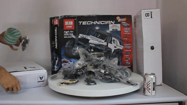 Mở hộp Lepin 23011 Lego Technic MOC-5360 Avtoros Shaman 8x8 giá cực hot смотреть онлайн