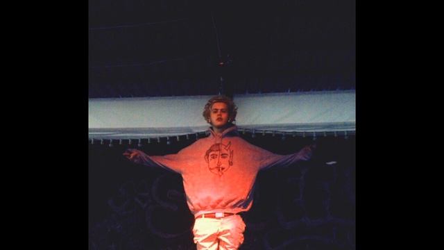 Джизус - Poem s Esenin (Стихотворение с Есениным) смотреть онлайн