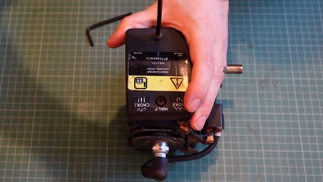 Partner Colibri Grass Trimmer Rebuild Part 2 смотреть онлайн