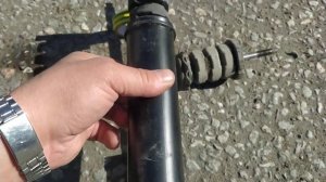замена задних амортов на Ниссан ноут