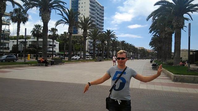 Прогулка по ... Салоу (Salou). Танец медузки среди пальм! смотреть онлайн