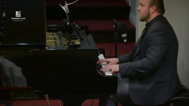 "Вот опять пролетает осень" Михаил Иерусалимец смотреть онлайн