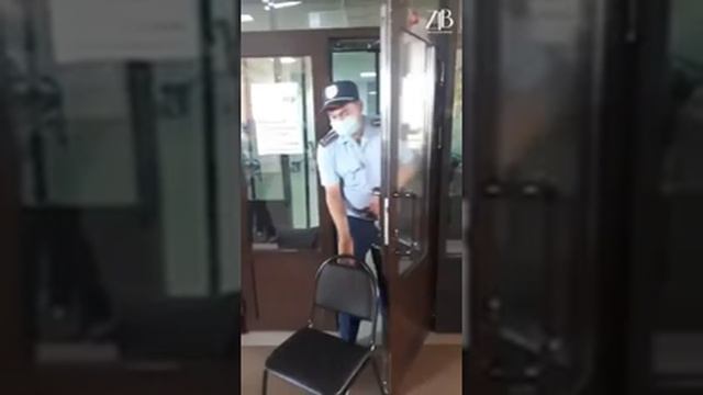 Казахстанка записала слезное видеообращение смотреть онлайн