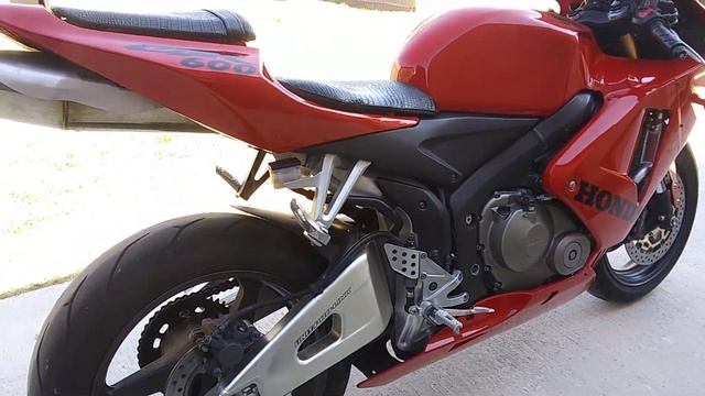 Honda CBR600RR (2005) ?? смотреть онлайн