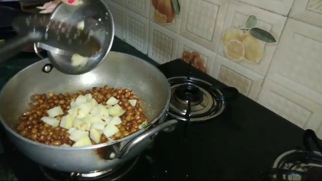 Chana Chaat Recipe मुंबई की फेमस चटपटी चना चाट aloo chalo chana chaat, chaat recipes indian in hind смотреть онлайн