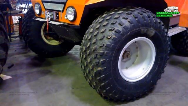 Вездеход ВЫМПЕЛ 6х6 на Шинах Сверхнизкого Давления (1280х530х21) / Tires of Ultralow Pressure смотреть онлайн