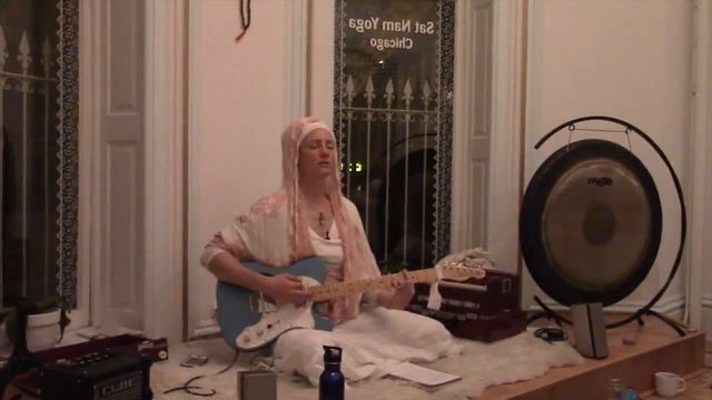 Charanpal Kaur Aad Guray Nameh, Kundalini Yoga Mantra at Sat Nam Yoga Chicago смотреть онлайн