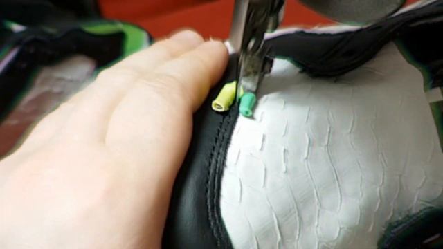 I have crossed a python with a panda... Custom Nike Dunk Low Retro "Black & White"/"Panda" смотреть онлайн