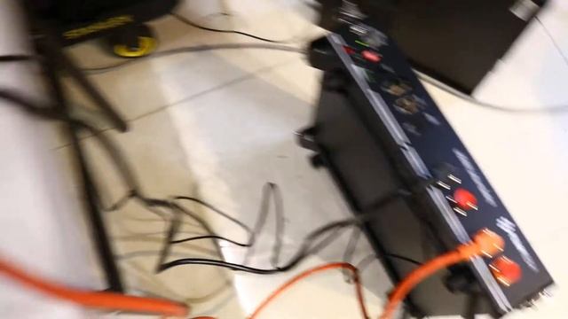 Pairing BMS Compatible Solar Off Grid Inverter with Pylontech US2000 смотреть онлайн