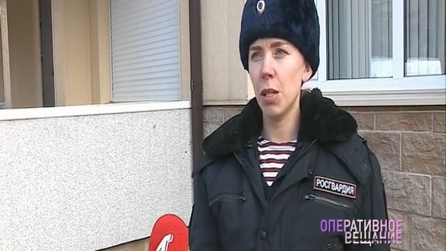 Рыбинец пырнул ножом подругу и оставил ее умирать смотреть онлайн