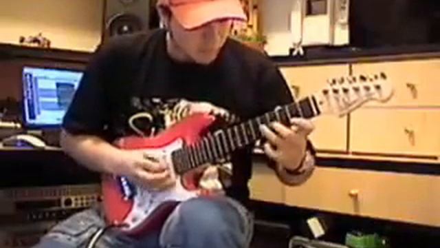 ( Crafter Mini Guitar ).flv смотреть онлайн