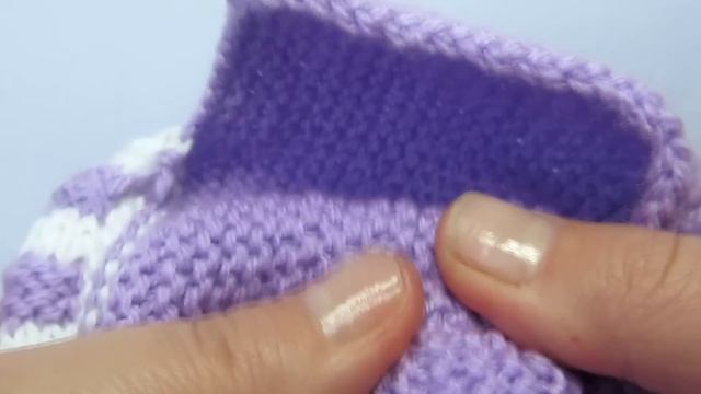 ПИНЕТКИ для НОВОРОЖДЕННЫХ /КРАСИВЫЕ пинетки зефирки/пинетки для девочек/ВЯЗАНИЕ СПИЦАМИ /часть 3/3 смотреть онлайн