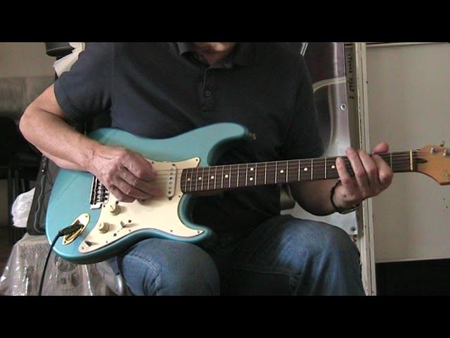 Fender STRATOCASTER made in Mexico смотреть онлайн