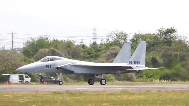 Mitsubishi Komaki F15J I.R.A.N. out & 303SQ Komatsu Airbase T4 Chaser …アフターバーナー・離陸 смотреть онлайн
