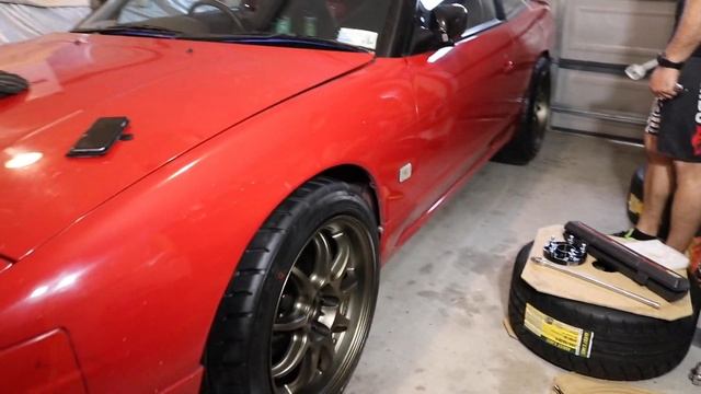 Surprising a mate with new wheels SSR TYPE-X | WORK EMOTION D9R смотреть онлайн