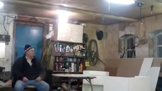 Домашний гараж.