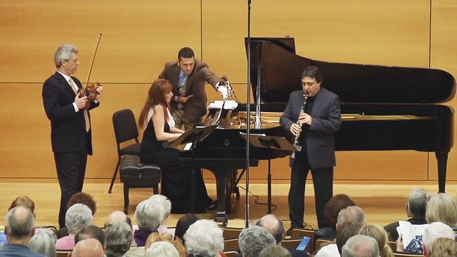 Alexander Goldstein - Trio on the Roof, Part 3 - I Love You Too смотреть онлайн