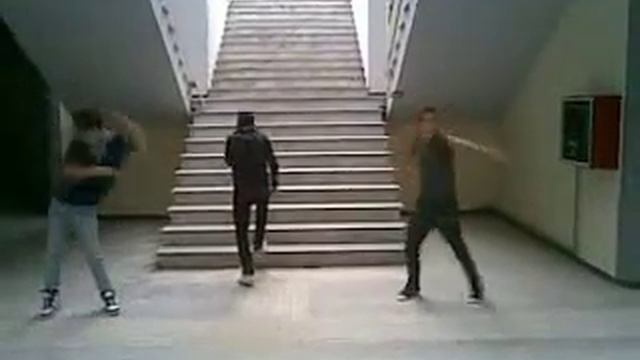 Aulla - Electro dance - Tecktonik смотреть онлайн