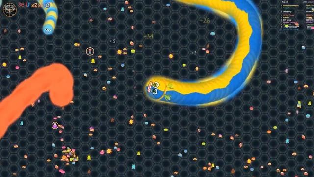 Wormate.io 1 Giant Worm Vs. 1 Tiny Invasion Worm Epic Wormateio Best Trolling Gameplay!
