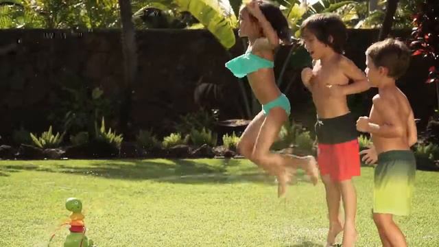 Игрушка-фонтан Гусеничка Intex 56599 смотреть онлайн