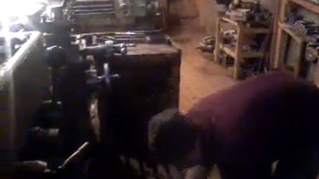 Стираем спецовку на токарном станке. смотреть онлайн