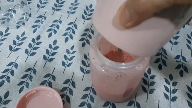 迷你果汁搅拌器 смотреть онлайн